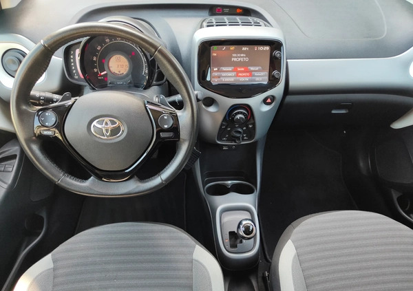 Toyota Aygo cena 44990 przebieg: 37000, rok produkcji 2019 z Sulejów małe 154